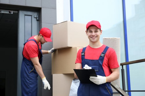 Efficient packing and unpacking support for homes and offices in Twickenham
